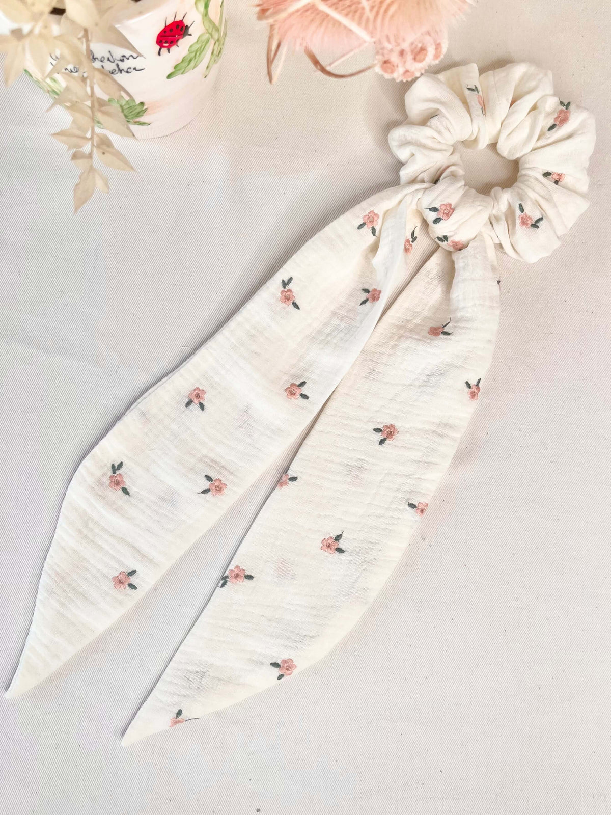 chouchou-foulard-long-accessoire-cheveux