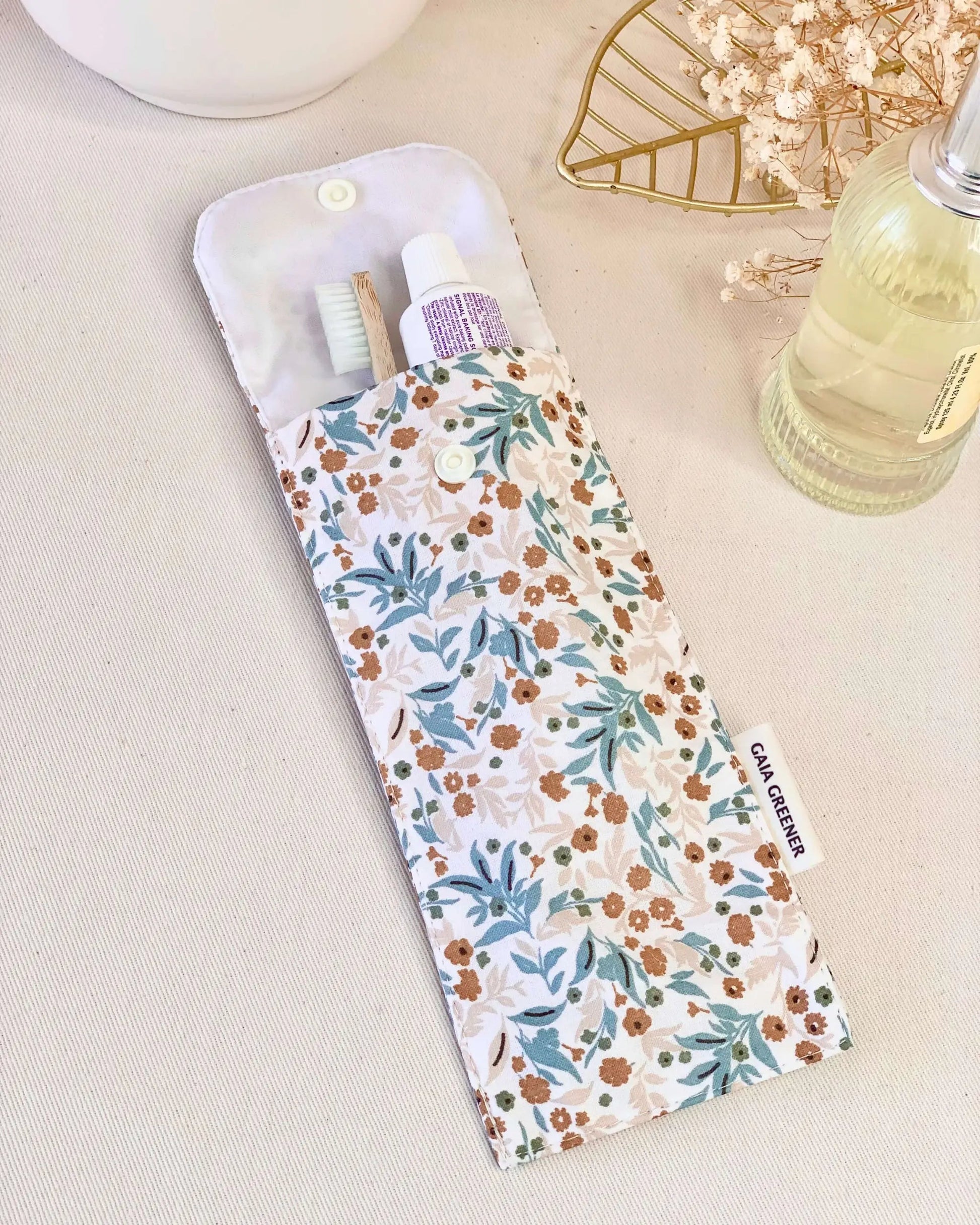 Étui brosse à dents nomade imperméable - Gaia Greener Gaia Greener