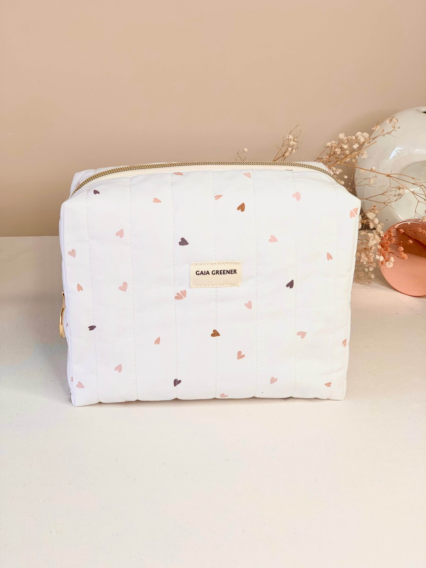 Trousse de toilette, trousse  maquillage, éco-responsable en coton Oeko-Tex, ouverture grande angle, imperméable à l'intérieur, fait main Gaia Greener, motif coeur.