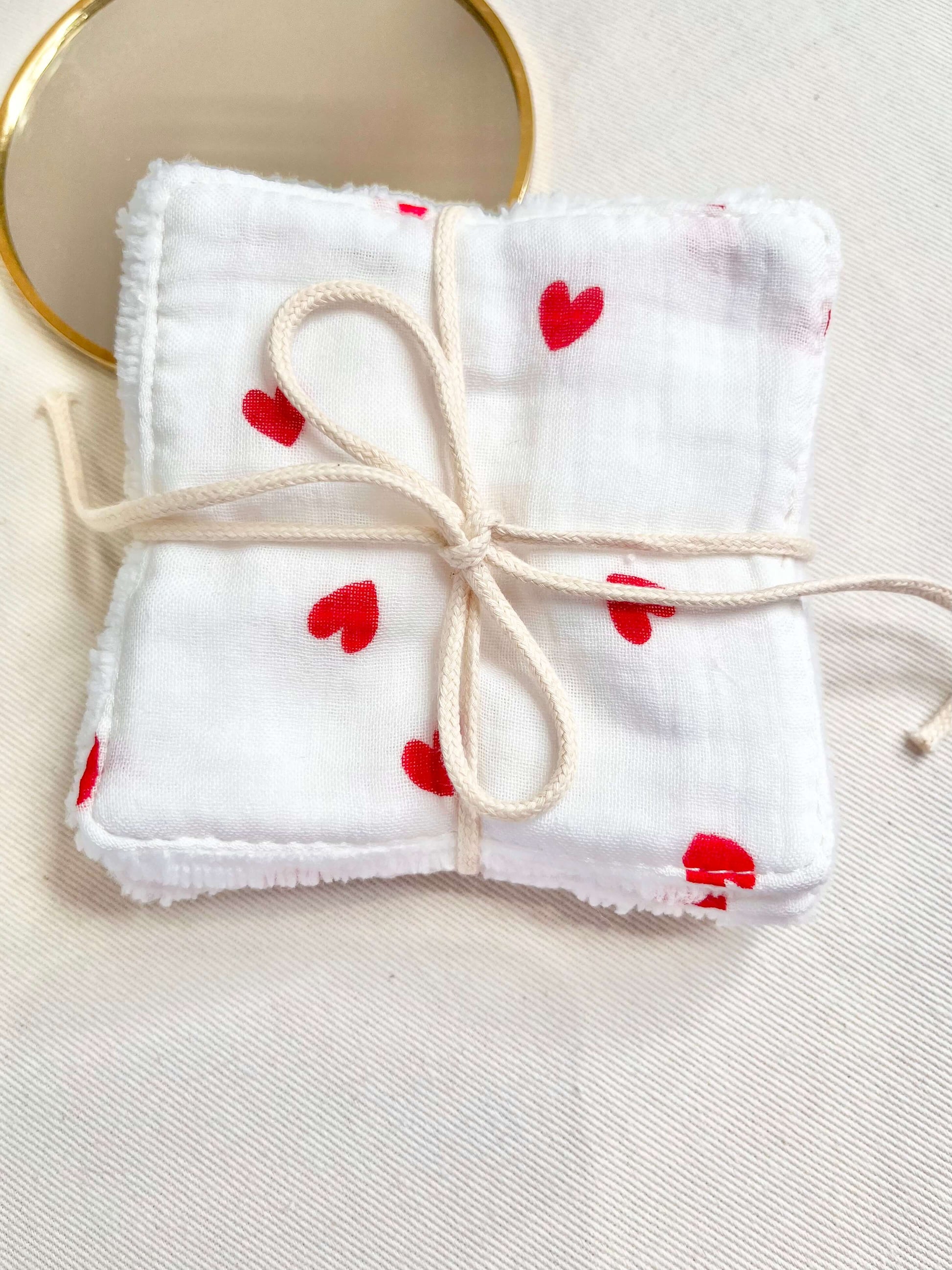 coton-demaquillant-lavable-coeur-double-gaze