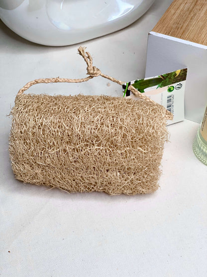 Luffa pour de bain, l'éponge végétale naturelle pour un gommage doux Anaé.